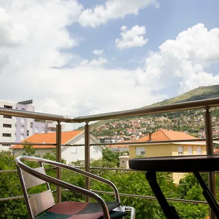 Ina Apartment *