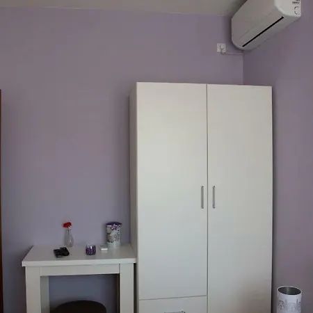 Ina *